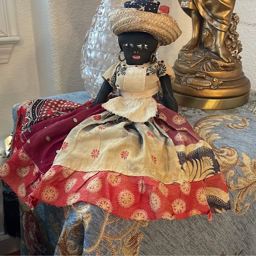 Jamaican doll circa 1950s Jamaican 13" tall handcrafted 'Calypso Momma' rag doll